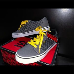 NWT Checkered Boys Vans